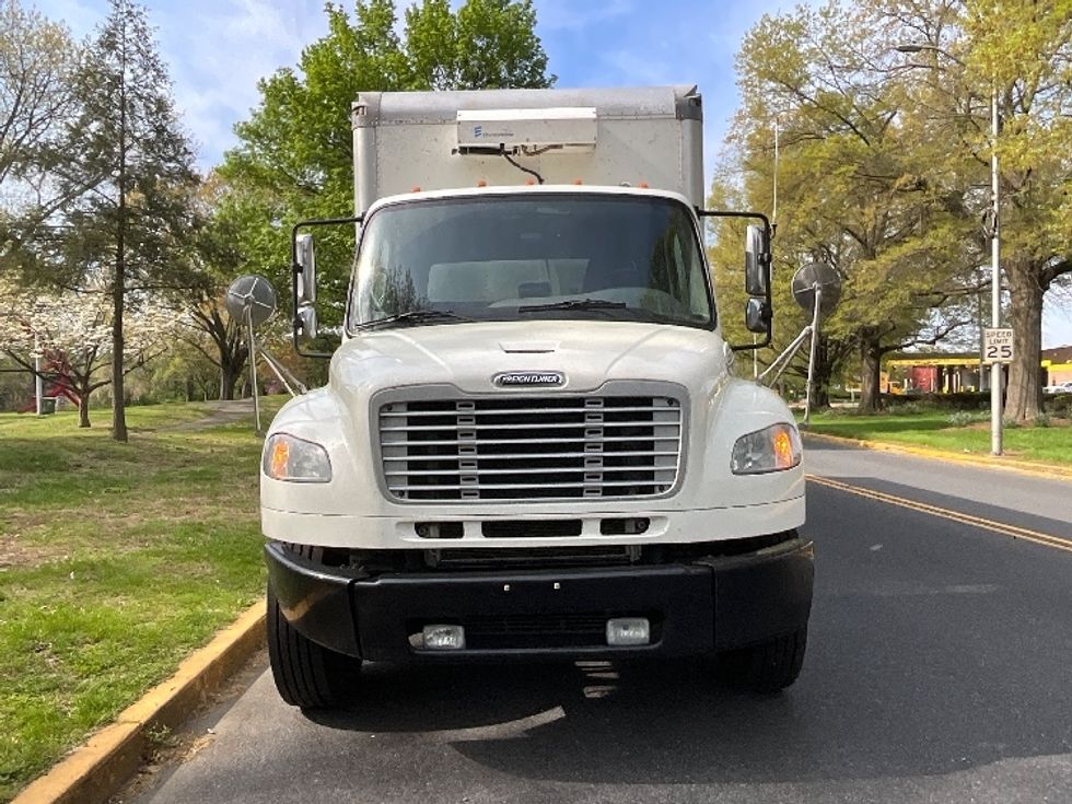 Medium Duty Box Truck-Light and Medium Duty Trucks-Freightliner-2019-M2-Reading-PA-254,776\n\t\tmiles-$ 50,000 - Image 2
