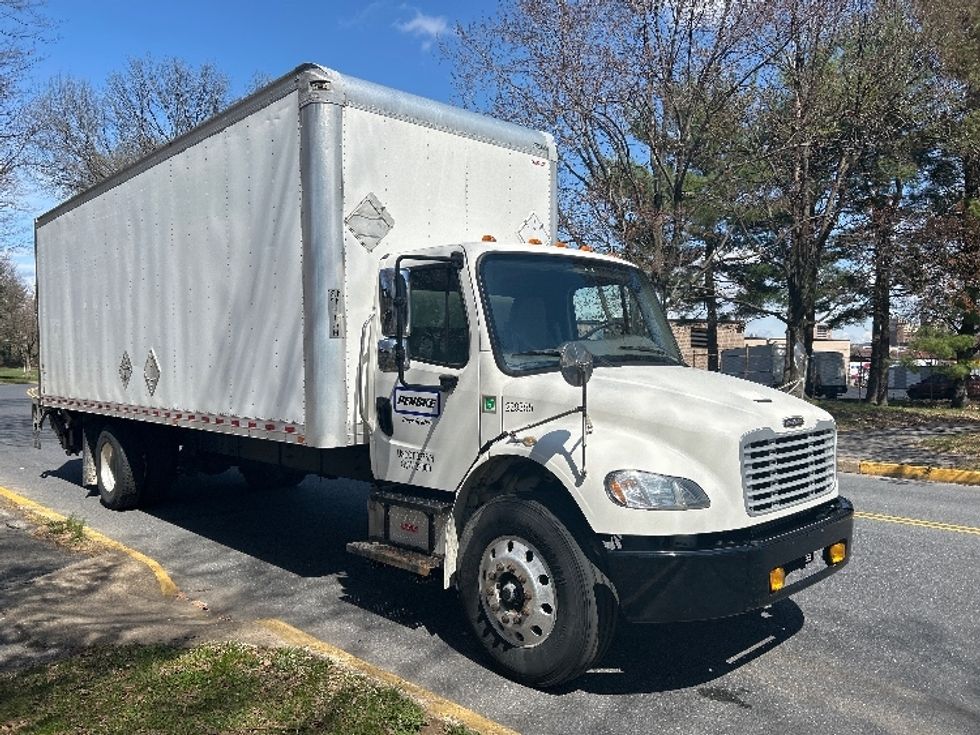 Medium Duty Box Truck-Light and Medium Duty Trucks-Freightliner-2019-M2-Reading-PA-320,572\n\t\tmiles-$ 22,000 - Image 1