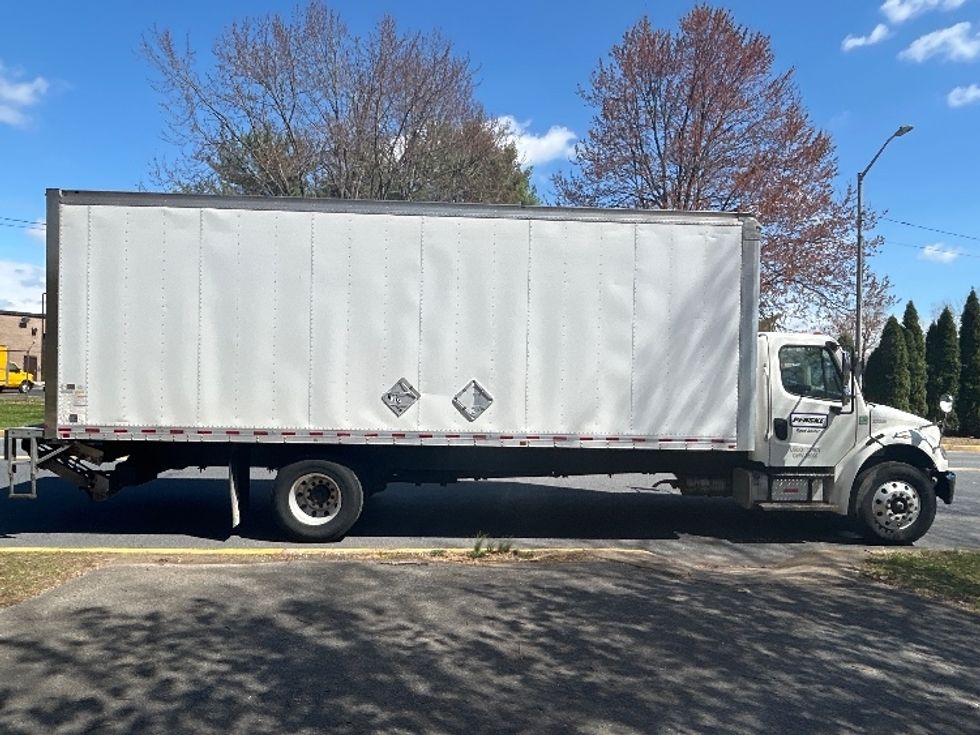 Medium Duty Box Truck-Light and Medium Duty Trucks-Freightliner-2019-M2-Reading-PA-320,572\n\t\tmiles-$ 22,000 - Image 15