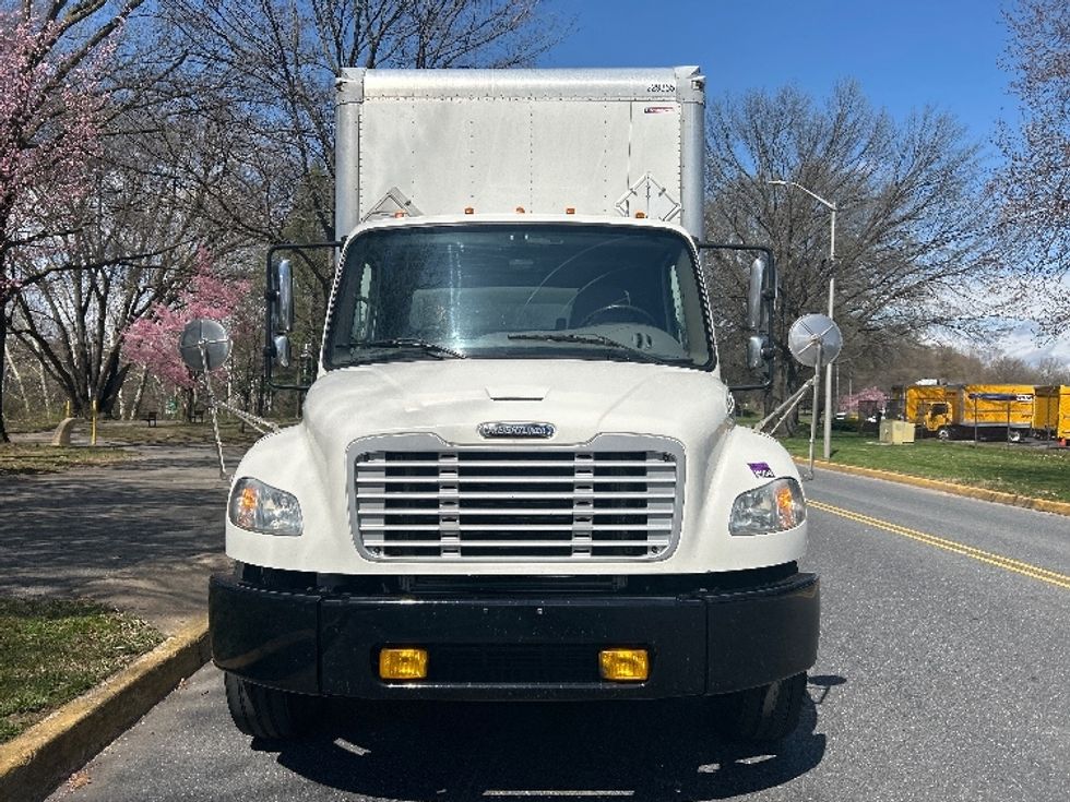 Medium Duty Box Truck-Light and Medium Duty Trucks-Freightliner-2019-M2-Reading-PA-320,572\n\t\tmiles-$ 22,000 - Image 2
