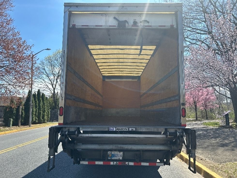 Medium Duty Box Truck-Light and Medium Duty Trucks-Freightliner-2019-M2-Reading-PA-320,572\n\t\tmiles-$ 22,000 - Image 8