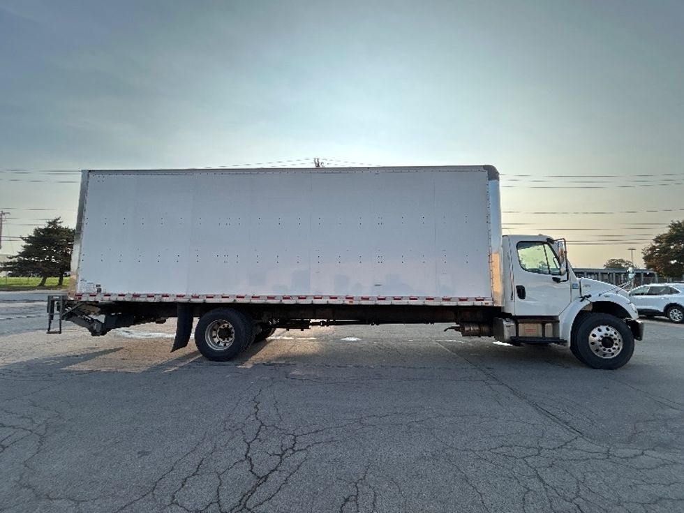 Medium Duty Box Truck-Light and Medium Duty Trucks-Freightliner-2019-M2-Rochester-NY-113,405\n\t\tmiles-$ 41,250 - Image 15
