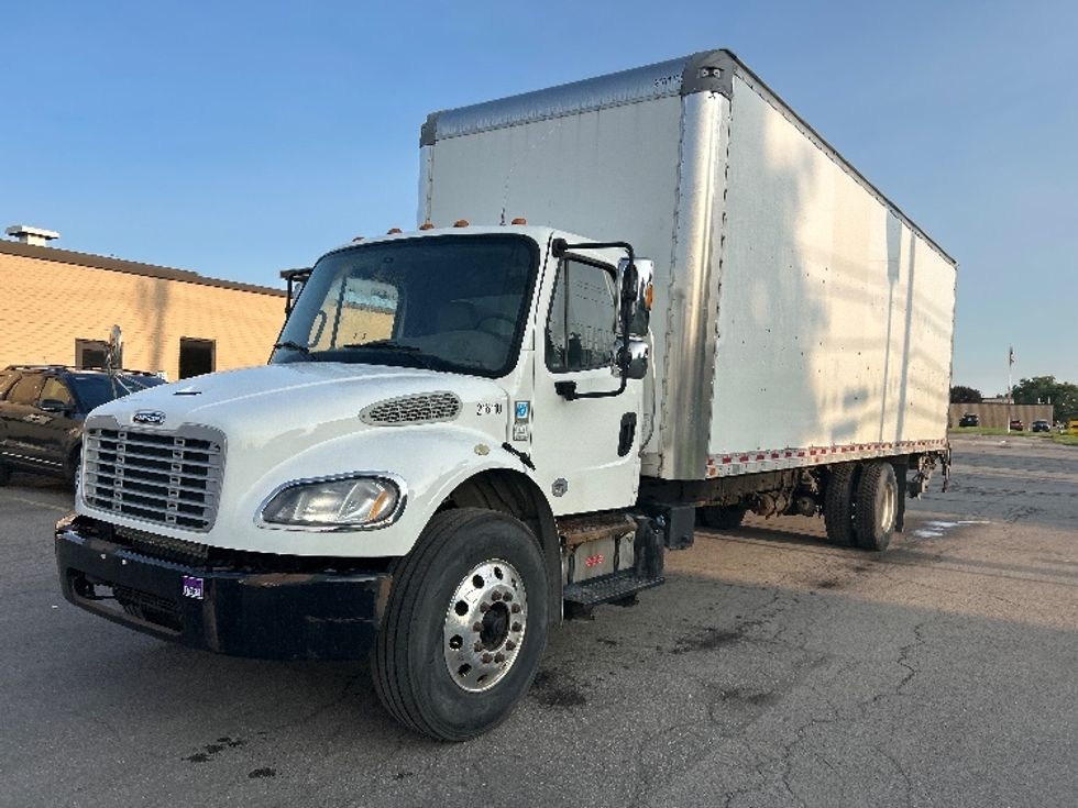 Medium Duty Box Truck-Light and Medium Duty Trucks-Freightliner-2019-M2-Rochester-NY-113,405\n\t\tmiles-$ 41,250 - Image 3