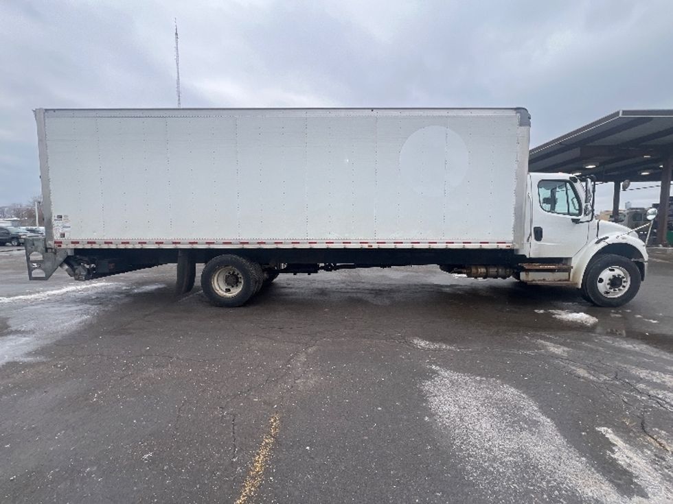 Medium Duty Box Truck-Light and Medium Duty Trucks-Freightliner-2019-M2-Rochester-NY-116,207\n\t\tmiles-$ 45,000 - Image 15