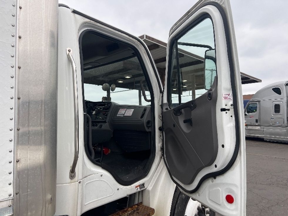 Medium Duty Box Truck-Light and Medium Duty Trucks-Freightliner-2019-M2-Rochester-NY-116,207\n\t\tmiles-$ 45,000 - Image 20