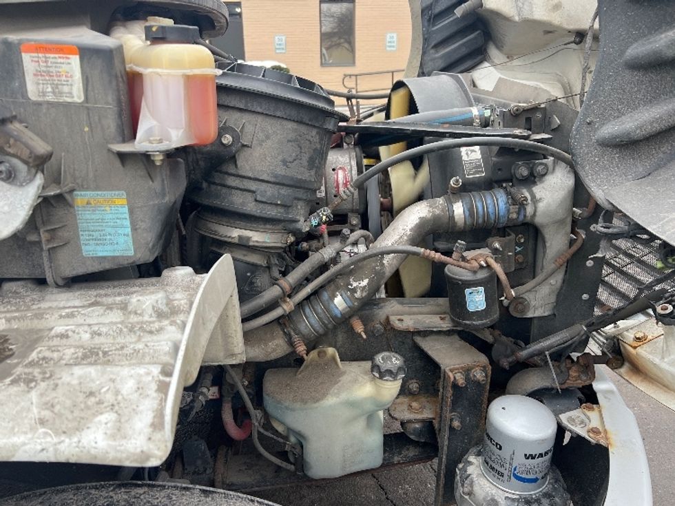 Medium Duty Box Truck-Light and Medium Duty Trucks-Freightliner-2019-M2-Rochester-NY-116,207\n\t\tmiles-$ 45,000 - Image 23