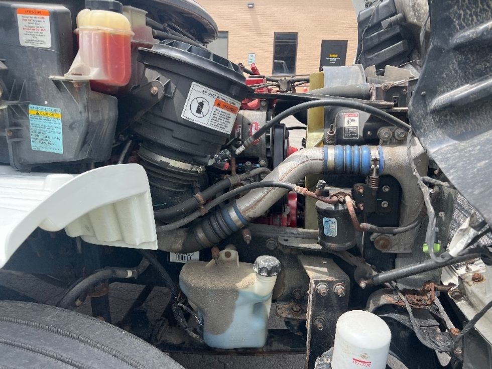 Medium Duty Box Truck-Light and Medium Duty Trucks-Freightliner-2019-M2-Rochester-NY-121,376\n\t\tmiles-$ 54,000 - Image 23