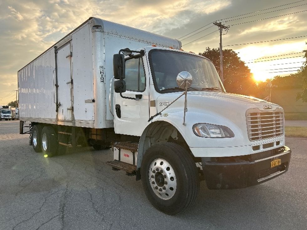 Medium Duty Box Truck-Light and Medium Duty Trucks-Freightliner-2019-M2-Rochester-NY-164,507\n\t\tmiles-$ 57,500 - Image 1