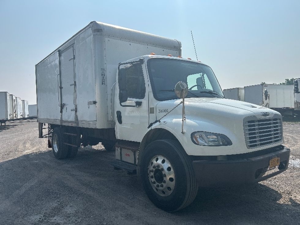 Medium Duty Box Truck-Light and Medium Duty Trucks-Freightliner-2019-M2-Rochester-NY-174,643\n\t\tmiles-$ 34,500 - Image 1