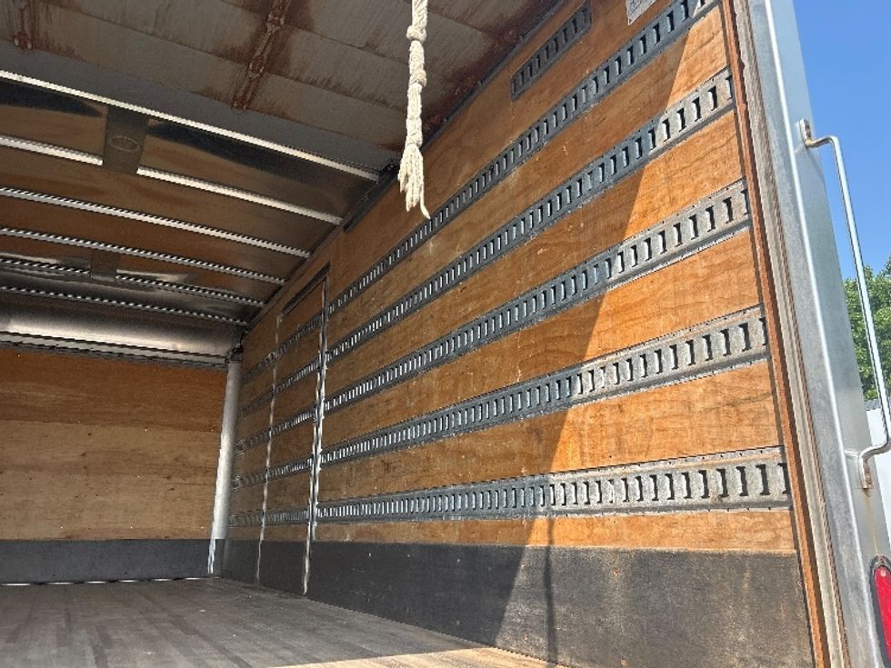 Medium Duty Box Truck-Light and Medium Duty Trucks-Freightliner-2019-M2-Rochester-NY-174,643\n\t\tmiles-$ 34,500 - Image 12
