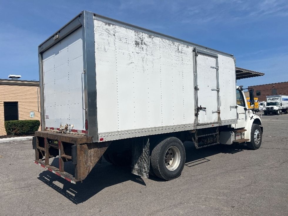 Medium Duty Box Truck-Light and Medium Duty Trucks-Freightliner-2019-M2-Rochester-NY-186,408\n\t\tmiles-$ 32,250 - Image 13