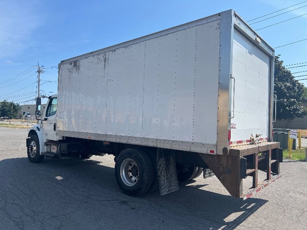 Medium Duty Box Truck-Light and Medium Duty Trucks-Freightliner-2019-M2-Rochester-NY-186,408\n\t\tmiles-$ 32,250 - Image 6