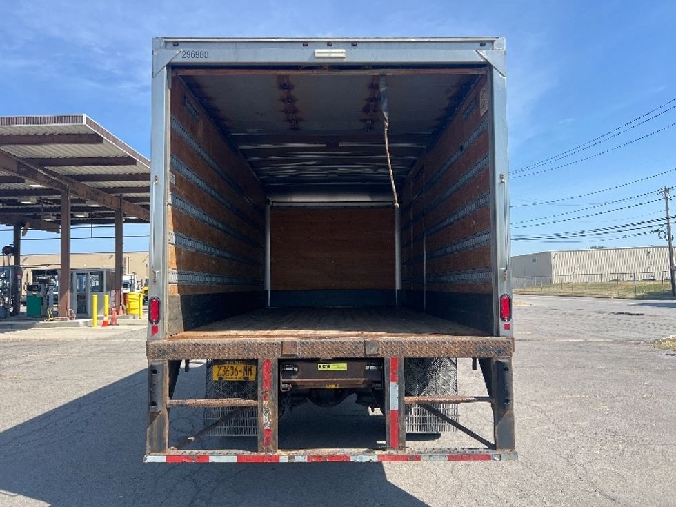 Medium Duty Box Truck-Light and Medium Duty Trucks-Freightliner-2019-M2-Rochester-NY-186,408\n\t\tmiles-$ 32,250 - Image 8