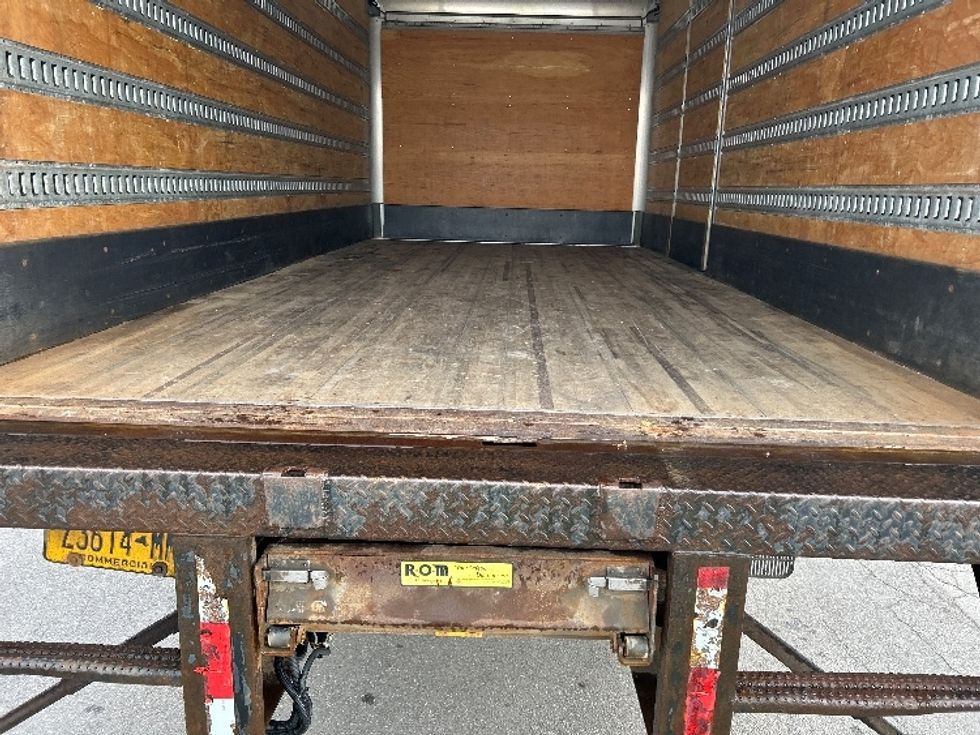 Medium Duty Box Truck-Light and Medium Duty Trucks-Freightliner-2019-M2-Rochester-NY-187,274\n\t\tmiles-$ 33,000 - Image 10