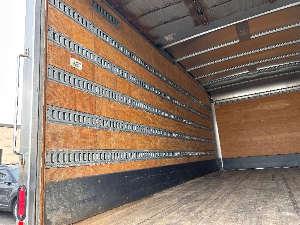 Medium Duty Box Truck-Light and Medium Duty Trucks-Freightliner-2019-M2-Rochester-NY-187,274\n\t\tmiles-$ 33,000 - Image 11