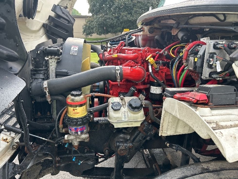 Medium Duty Box Truck-Light and Medium Duty Trucks-Freightliner-2019-M2-Rochester-NY-187,274\n\t\tmiles-$ 33,000 - Image 24