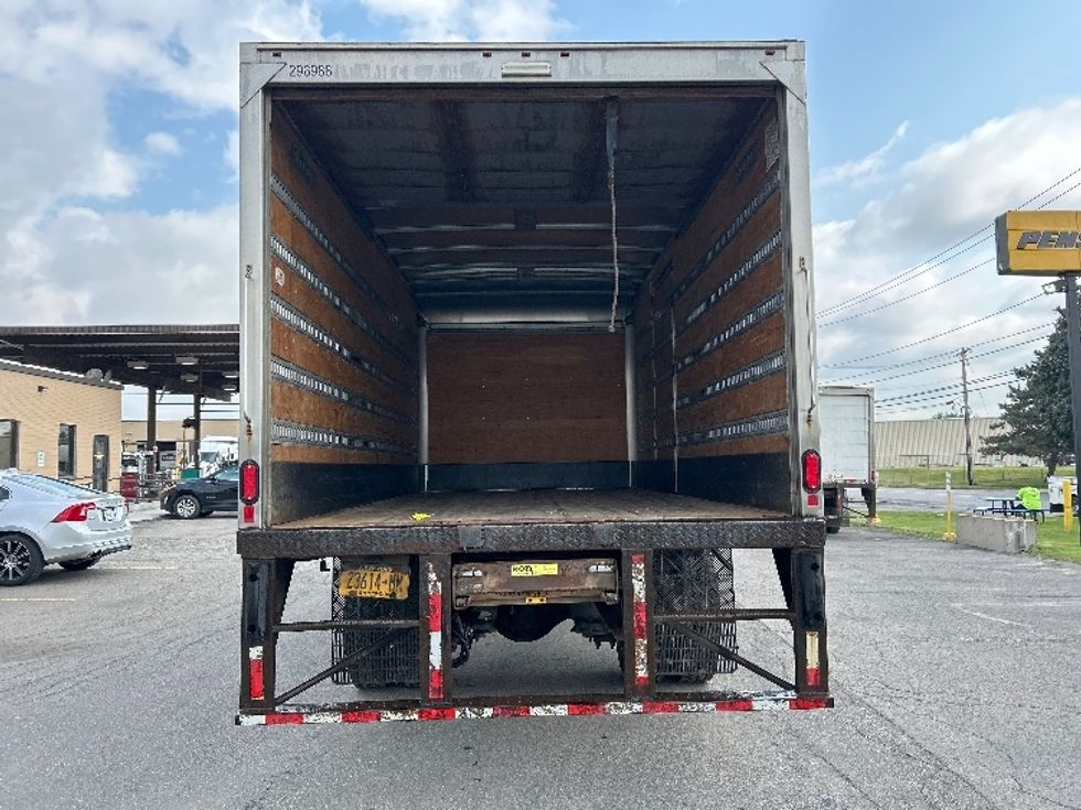 Medium Duty Box Truck-Light and Medium Duty Trucks-Freightliner-2019-M2-Rochester-NY-187,274\n\t\tmiles-$ 33,000 - Image 8