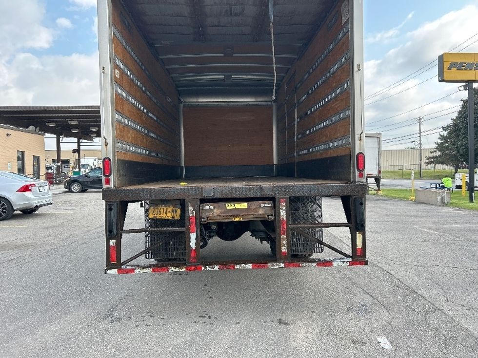 Medium Duty Box Truck-Light and Medium Duty Trucks-Freightliner-2019-M2-Rochester-NY-187,274\n\t\tmiles-$ 33,000 - Image 9