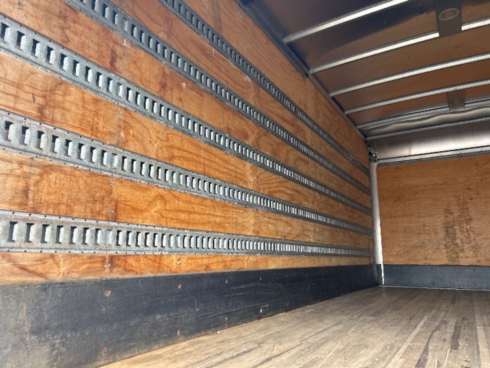 Medium Duty Box Truck-Light and Medium Duty Trucks-Freightliner-2019-M2-Rochester-NY-191,769\n\t\tmiles-$ 32,500 - Image 11