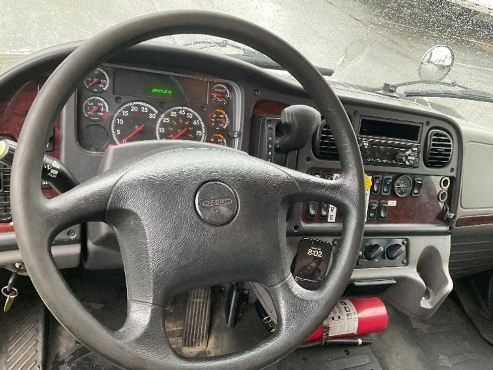 Medium Duty Box Truck-Light and Medium Duty Trucks-Freightliner-2019-M2-Rochester-NY-199,947\n\t\tmiles-$ 31,500 - Image 18