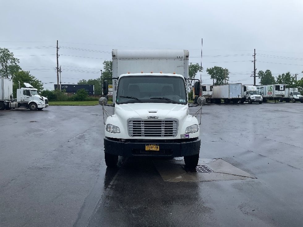 Medium Duty Box Truck-Light and Medium Duty Trucks-Freightliner-2019-M2-Rochester-NY-199,947\n\t\tmiles-$ 31,500 - Image 2