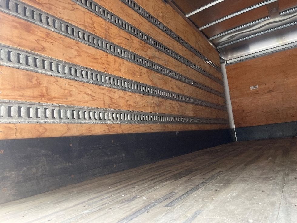 Medium Duty Box Truck-Light and Medium Duty Trucks-Freightliner-2019-M2-Rochester-NY-204,212\n\t\tmiles-$ 31,000 - Image 11