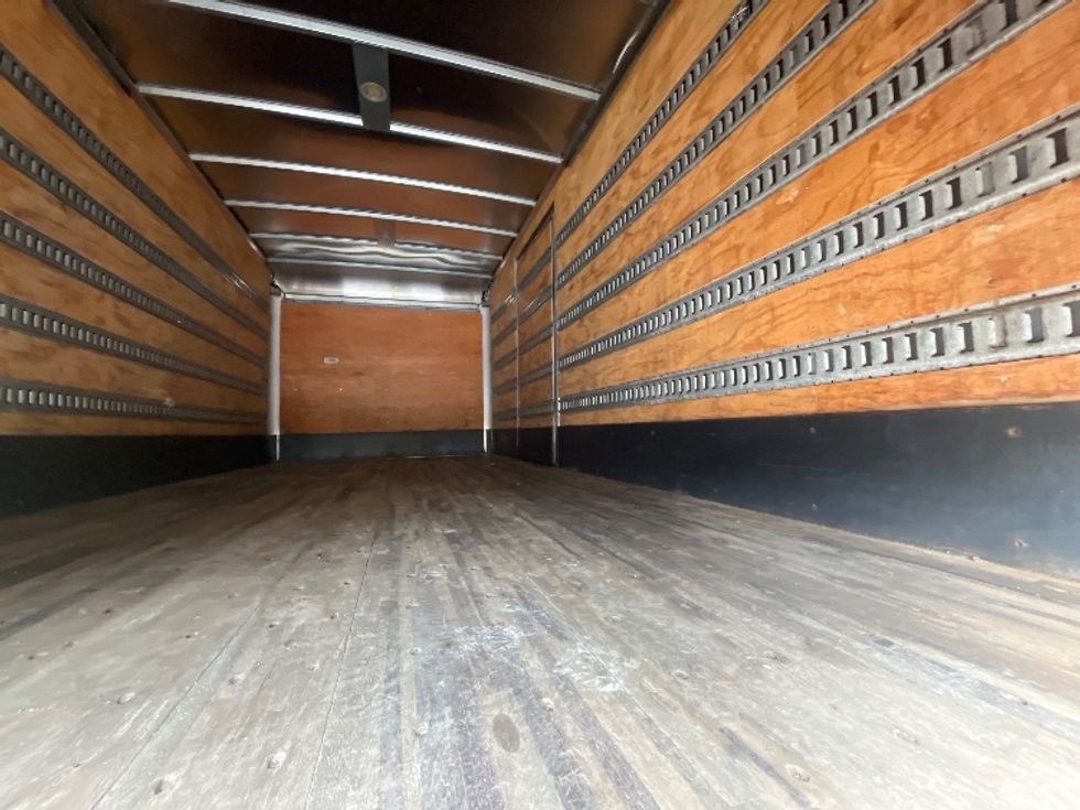 Medium Duty Box Truck-Light and Medium Duty Trucks-Freightliner-2019-M2-Rochester-NY-204,212\n\t\tmiles-$ 31,000 - Image 12