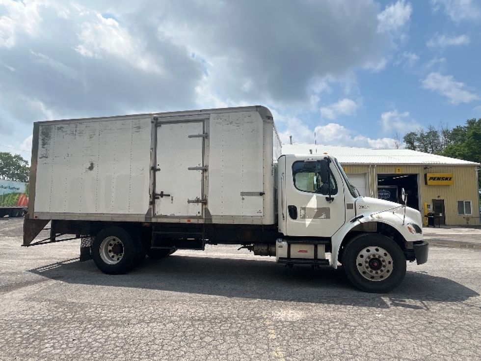 Medium Duty Box Truck-Light and Medium Duty Trucks-Freightliner-2019-M2-Rochester-NY-204,212\n\t\tmiles-$ 31,000 - Image 15