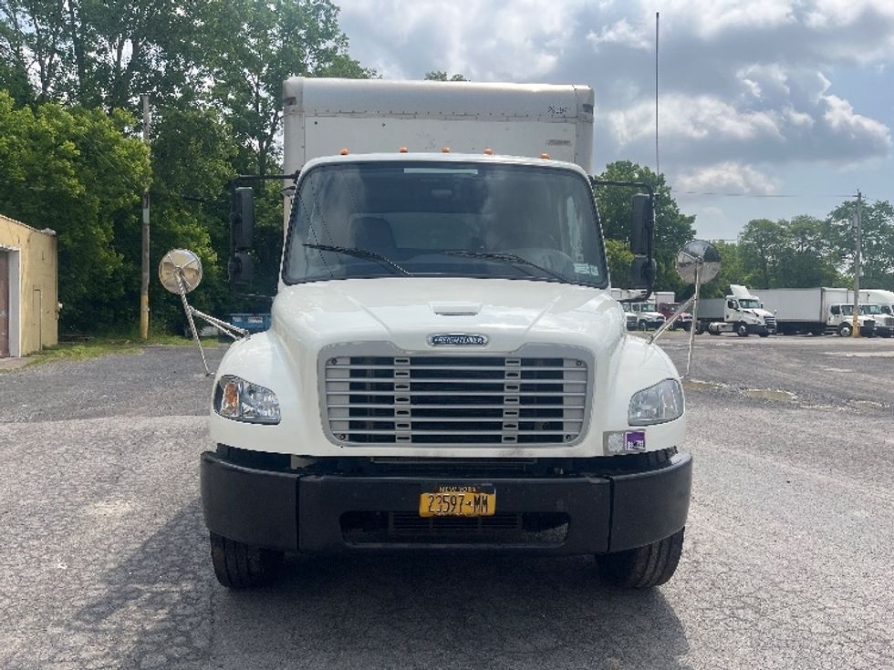 Medium Duty Box Truck-Light and Medium Duty Trucks-Freightliner-2019-M2-Rochester-NY-204,212\n\t\tmiles-$ 31,000 - Image 2