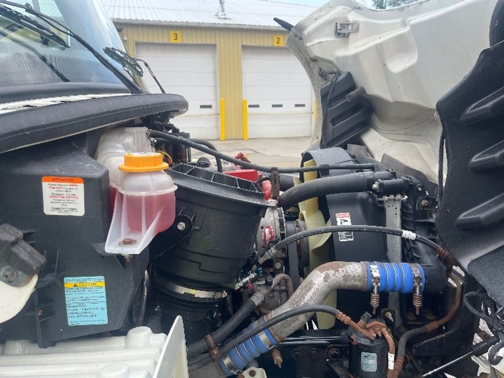 Medium Duty Box Truck-Light and Medium Duty Trucks-Freightliner-2019-M2-Rochester-NY-204,212\n\t\tmiles-$ 31,000 - Image 23