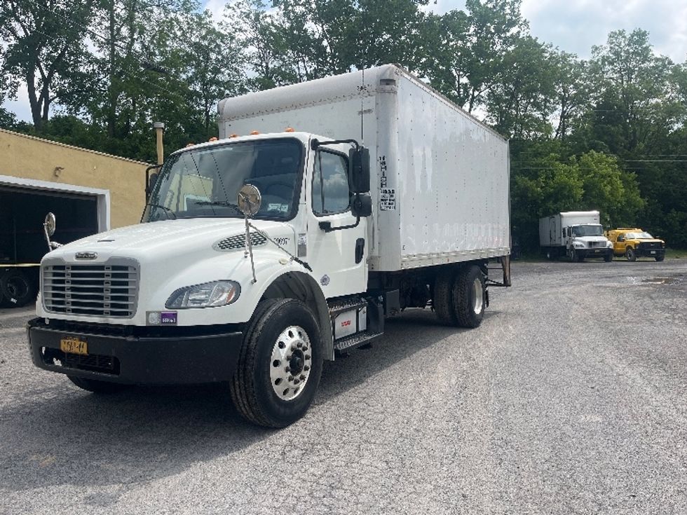 Medium Duty Box Truck-Light and Medium Duty Trucks-Freightliner-2019-M2-Rochester-NY-204,212\n\t\tmiles-$ 31,000 - Image 3