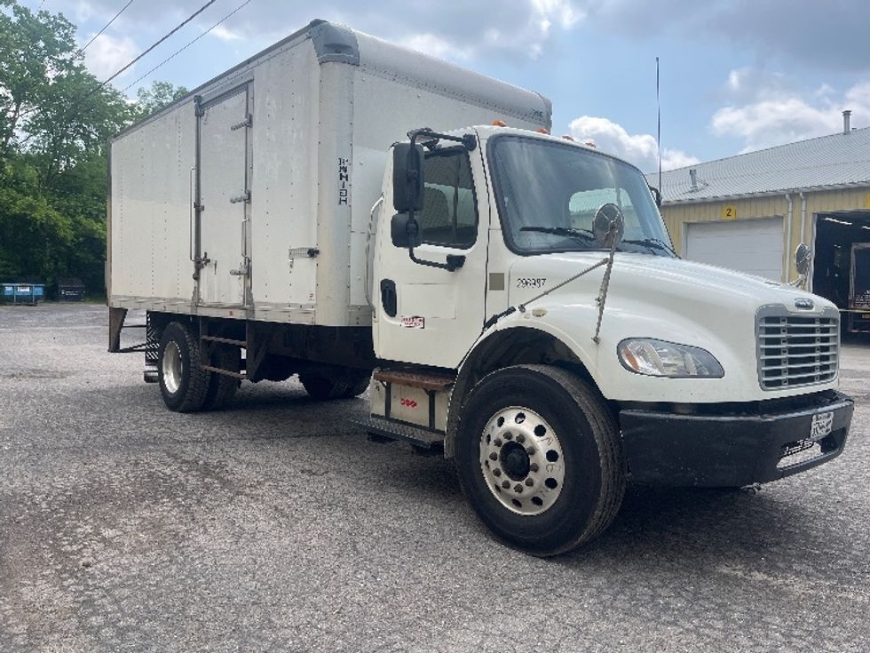 Medium Duty Box Truck-Light and Medium Duty Trucks-Freightliner-2019-M2-Rochester-NY-205,314\n\t\tmiles-$ 30,750 - Image 1