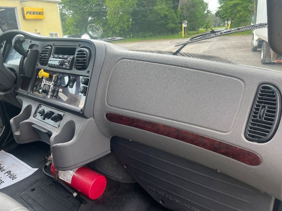 Medium Duty Box Truck-Light and Medium Duty Trucks-Freightliner-2019-M2-Rochester-NY-205,314\n\t\tmiles-$ 30,750 - Image 20