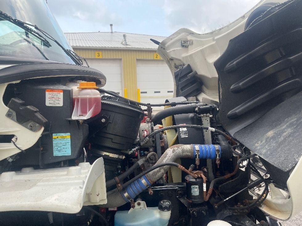 Medium Duty Box Truck-Light and Medium Duty Trucks-Freightliner-2019-M2-Rochester-NY-205,314\n\t\tmiles-$ 30,750 - Image 22