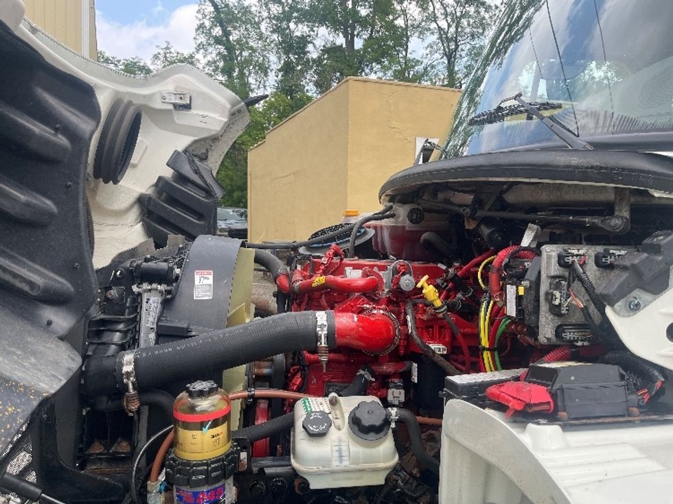 Medium Duty Box Truck-Light and Medium Duty Trucks-Freightliner-2019-M2-Rochester-NY-205,314\n\t\tmiles-$ 30,750 - Image 23