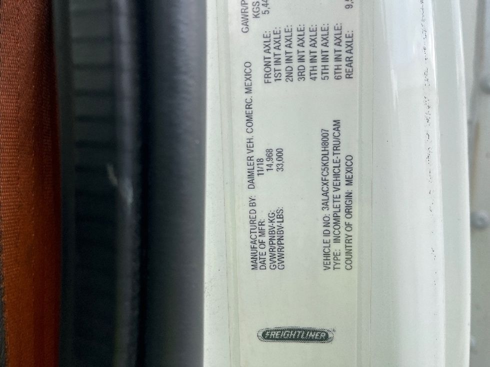 Medium Duty Box Truck-Light and Medium Duty Trucks-Freightliner-2019-M2-Rochester-NY-205,314\n\t\tmiles-$ 30,750 - Image 24