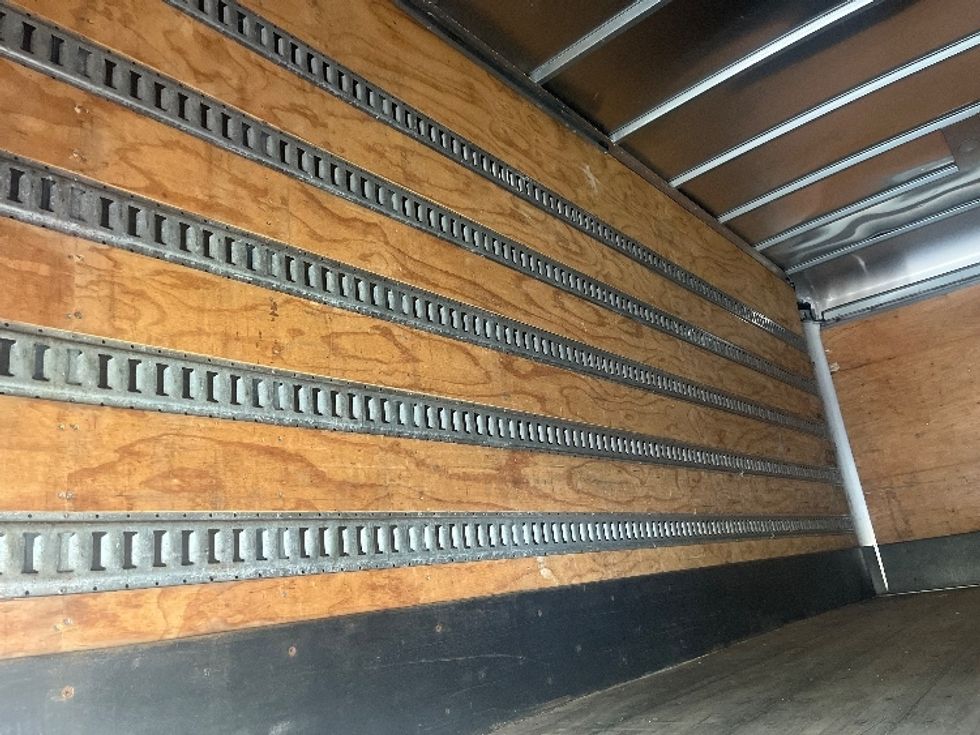 Medium Duty Box Truck-Light and Medium Duty Trucks-Freightliner-2019-M2-Rochester-NY-208,927\n\t\tmiles-$ 30,500 - Image 11