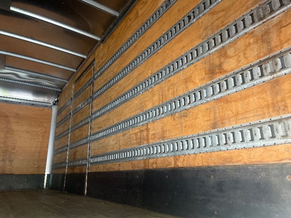 Medium Duty Box Truck-Light and Medium Duty Trucks-Freightliner-2019-M2-Rochester-NY-208,927\n\t\tmiles-$ 30,500 - Image 12