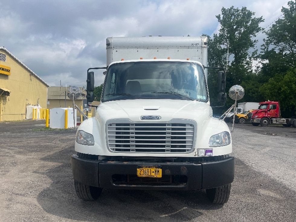 Medium Duty Box Truck-Light and Medium Duty Trucks-Freightliner-2019-M2-Rochester-NY-208,927\n\t\tmiles-$ 30,500 - Image 2