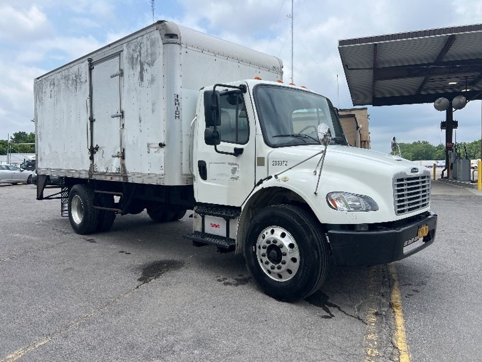 Medium Duty Box Truck-Light and Medium Duty Trucks-Freightliner-2019-M2-Rochester-NY-214,107\n\t\tmiles-$ 29,750 - Image 1