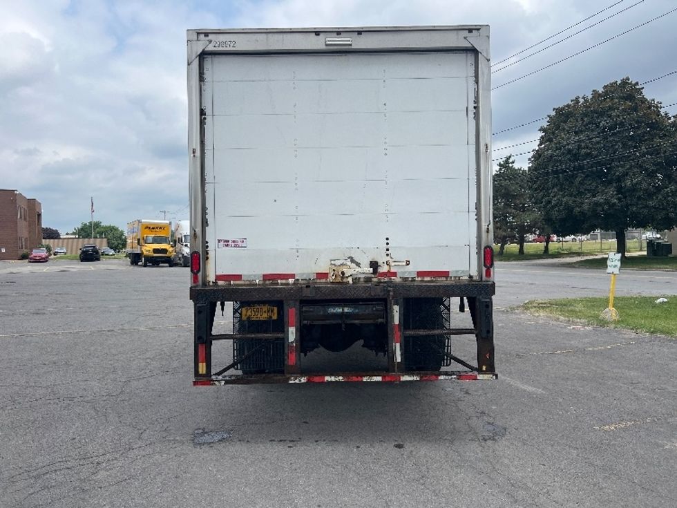 Medium Duty Box Truck-Light and Medium Duty Trucks-Freightliner-2019-M2-Rochester-NY-214,107\n\t\tmiles-$ 29,750 - Image 4