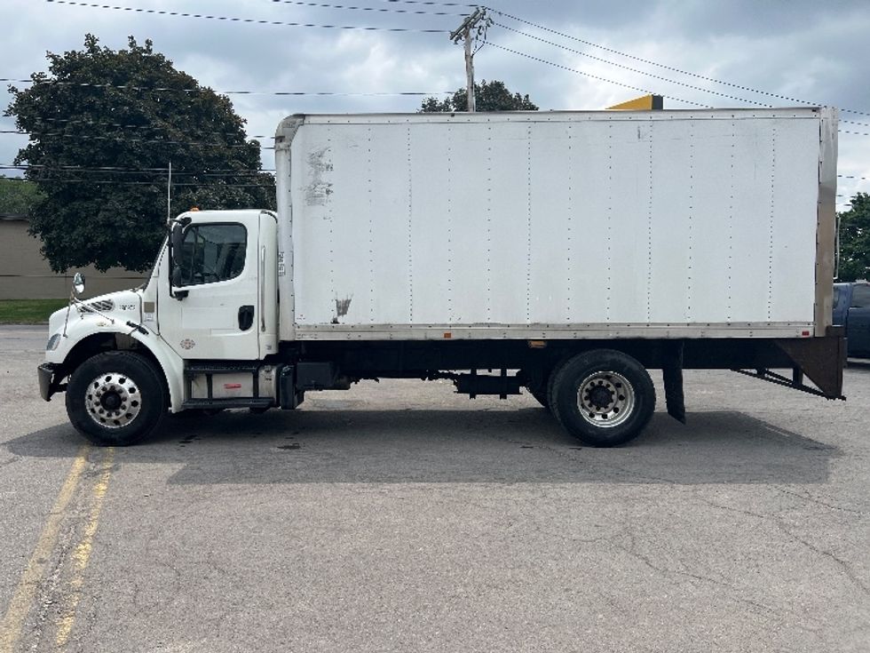 Medium Duty Box Truck-Light and Medium Duty Trucks-Freightliner-2019-M2-Rochester-NY-214,107\n\t\tmiles-$ 29,750 - Image 5