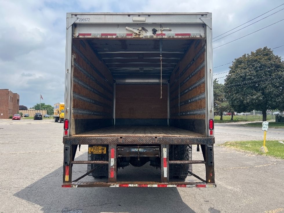 Medium Duty Box Truck-Light and Medium Duty Trucks-Freightliner-2019-M2-Rochester-NY-214,107\n\t\tmiles-$ 29,750 - Image 8