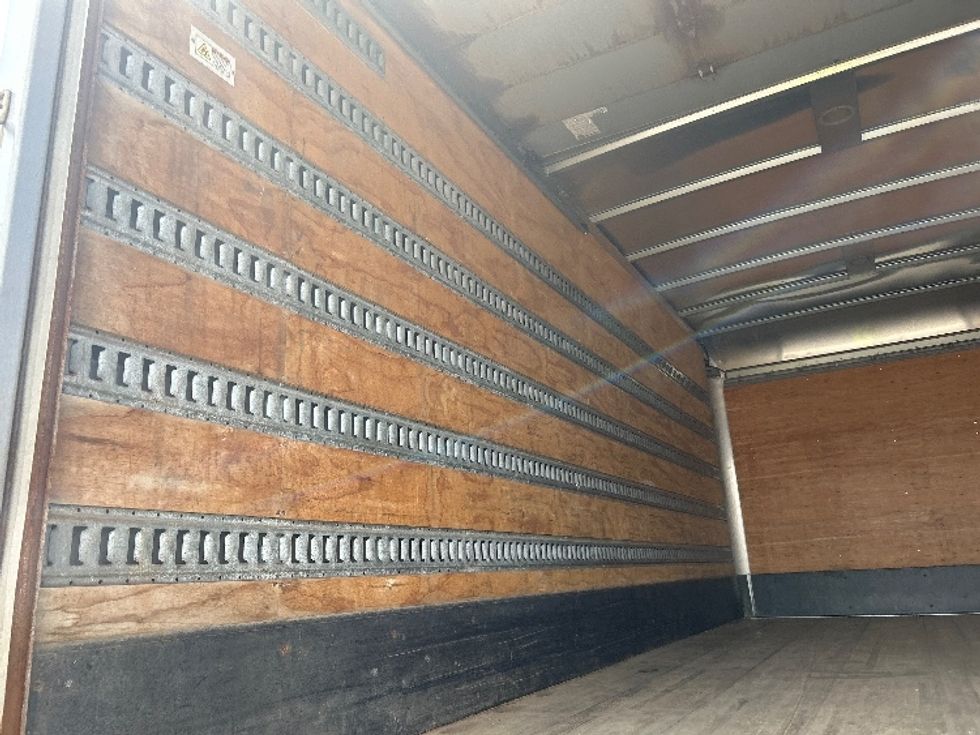 Medium Duty Box Truck-Light and Medium Duty Trucks-Freightliner-2019-M2-Rochester-NY-220,850\n\t\tmiles-$ 29,000 - Image 11
