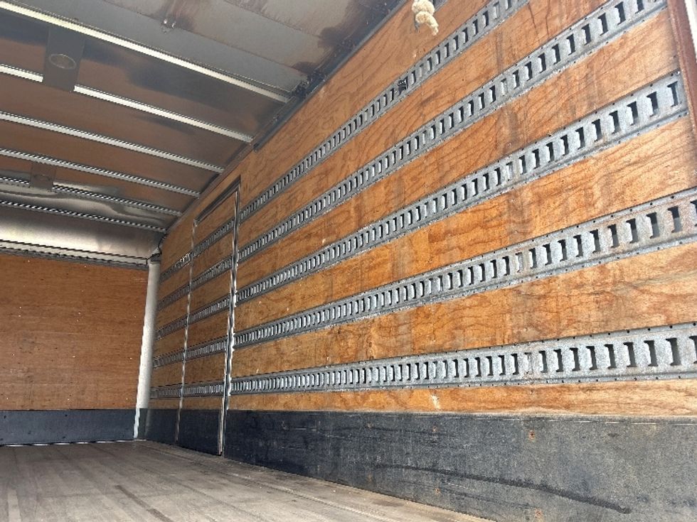 Medium Duty Box Truck-Light and Medium Duty Trucks-Freightliner-2019-M2-Rochester-NY-220,850\n\t\tmiles-$ 29,000 - Image 12