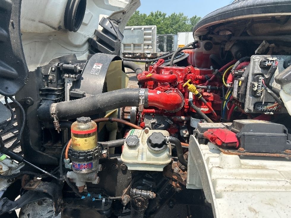 Medium Duty Box Truck-Light and Medium Duty Trucks-Freightliner-2019-M2-Rochester-NY-220,850\n\t\tmiles-$ 29,000 - Image 24