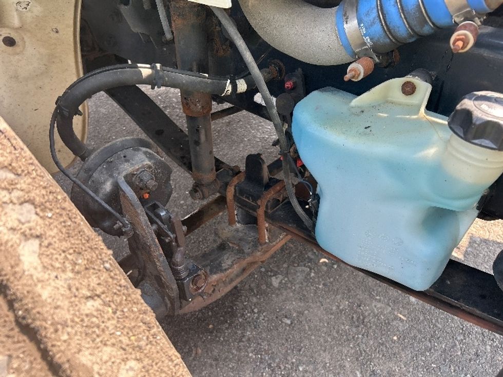 Medium Duty Box Truck-Light and Medium Duty Trucks-Freightliner-2019-M2-Rochester-NY-220,850\n\t\tmiles-$ 29,000 - Image 26