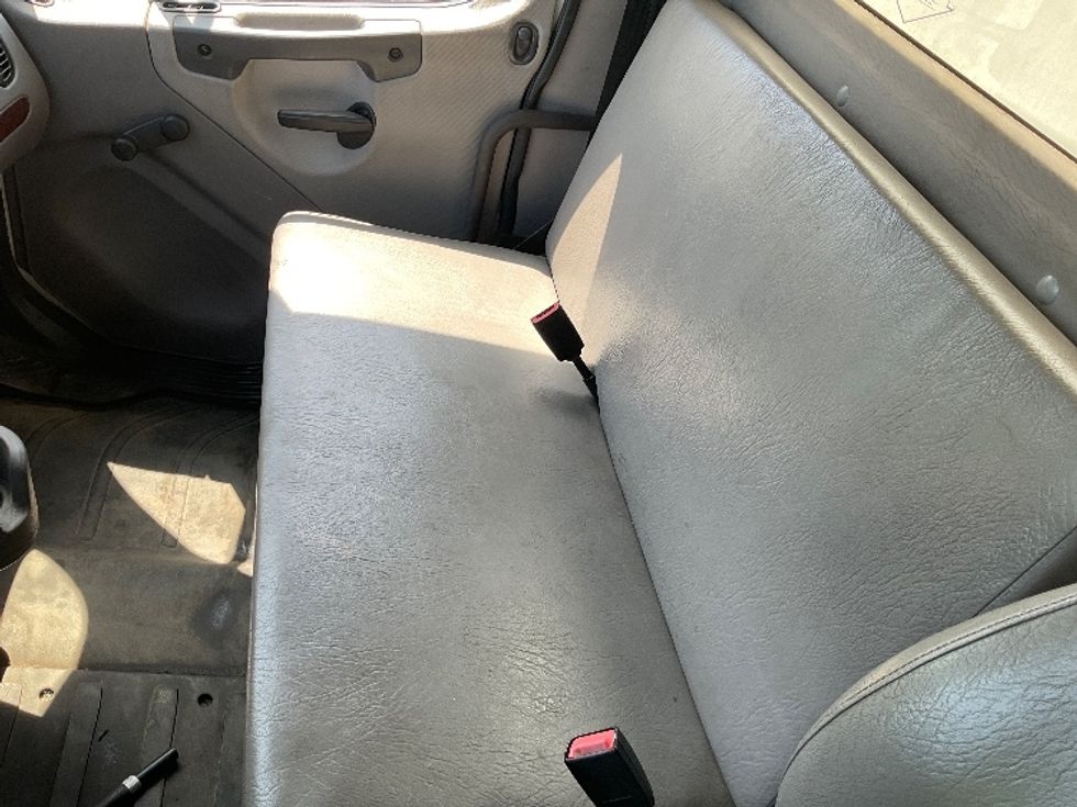 Medium Duty Box Truck-Light and Medium Duty Trucks-Freightliner-2019-M2-Rochester-NY-241,000\n\t\tmiles-$ 37,750 - Image 19