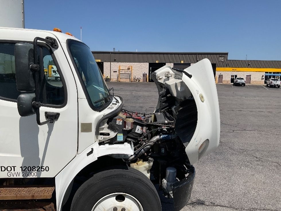 Medium Duty Box Truck-Light and Medium Duty Trucks-Freightliner-2019-M2-Rochester-NY-241,000\n\t\tmiles-$ 37,750 - Image 23