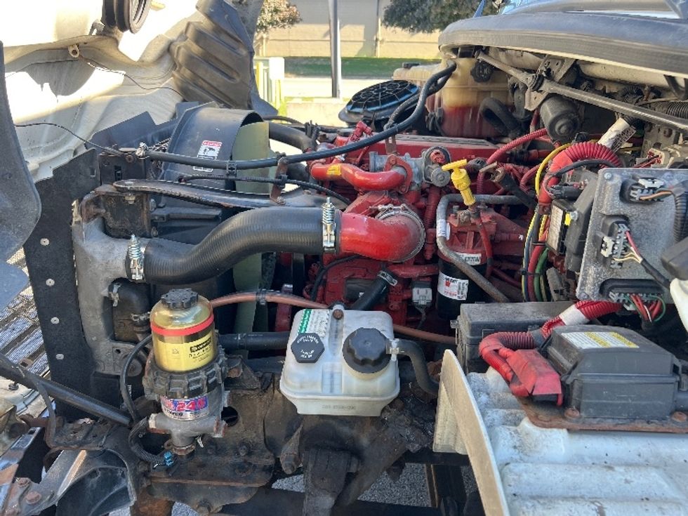 Medium Duty Box Truck-Light and Medium Duty Trucks-Freightliner-2019-M2-Rochester-NY-390,669\n\t\tmiles-$ 21,250 - Image 24